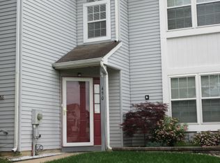 450 Longfellow Dr, Williamstown, NJ 08094