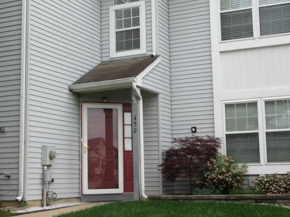 450 Longfellow Dr, Williamstown, NJ 08094