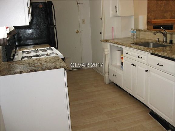 4th image of 1635 Serenada Ave