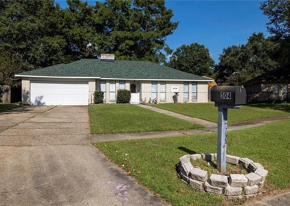 504 Sherwood Ct