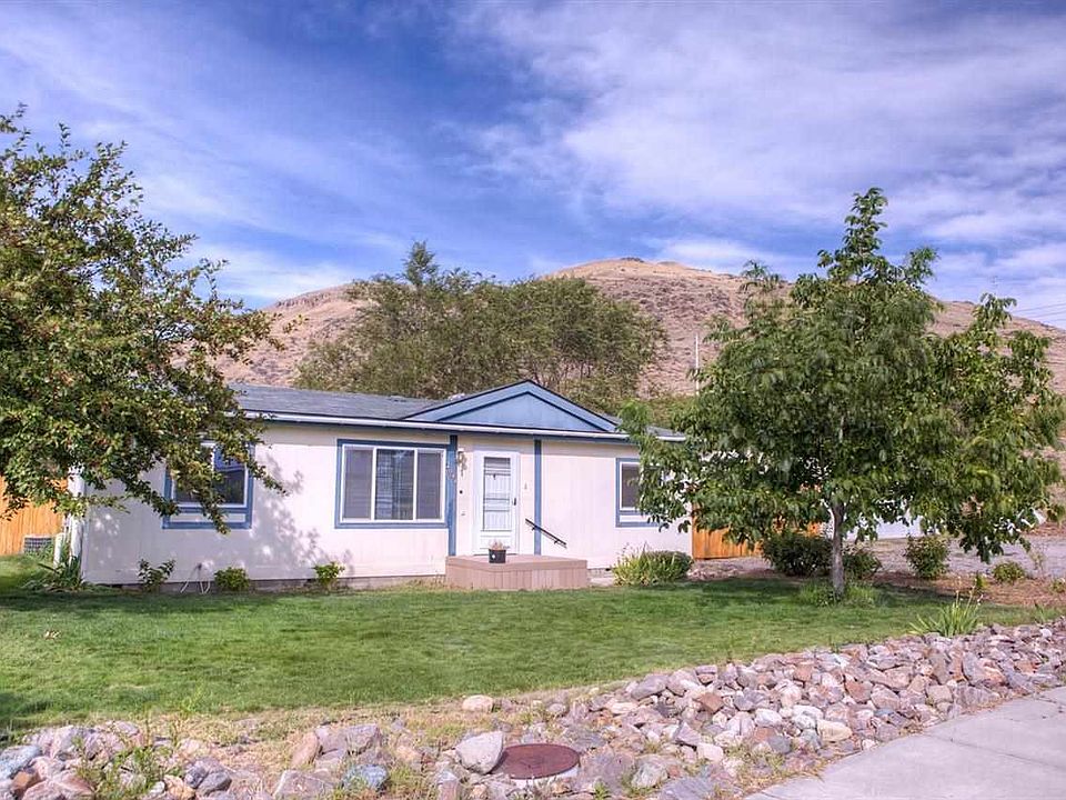 1st image of 4098 Bluerock Dr NE