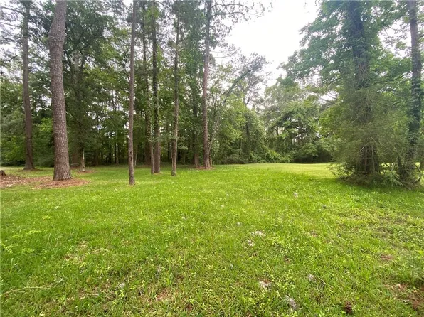 26106 Highway 190, Lacombe, LA 70445