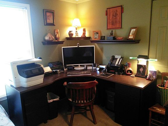 Home office / guest room