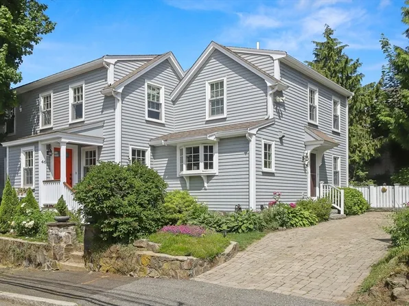 46 Gregory St, Marblehead, MA 01945