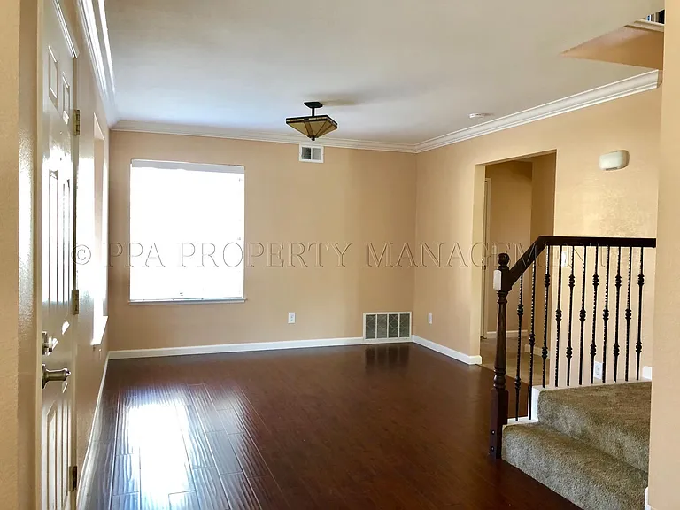 34094 Gannon Ter — Photo 4