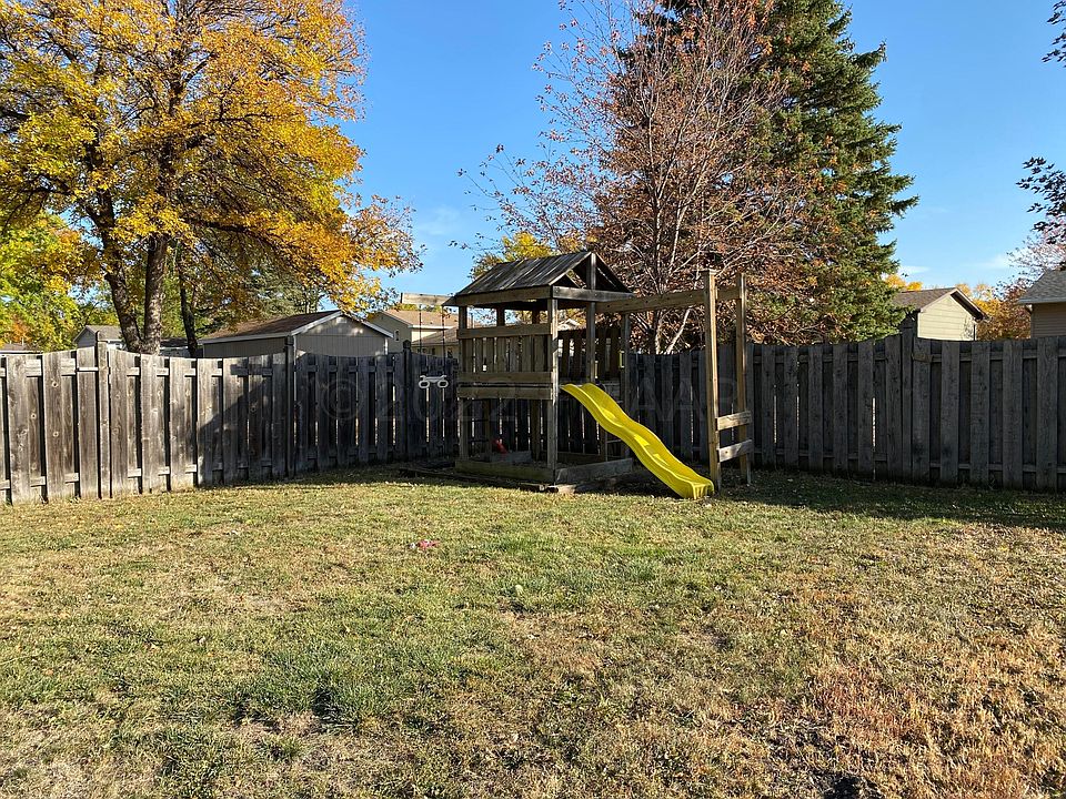 507 18th Ave N, Wahpeton, ND 58075 Zillow