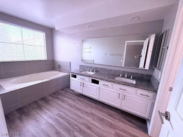 9004 Pebble Shore Ct — Photo 13