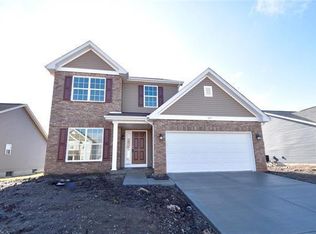 857 Bluff Ridge Ln, Shiloh, IL 62221