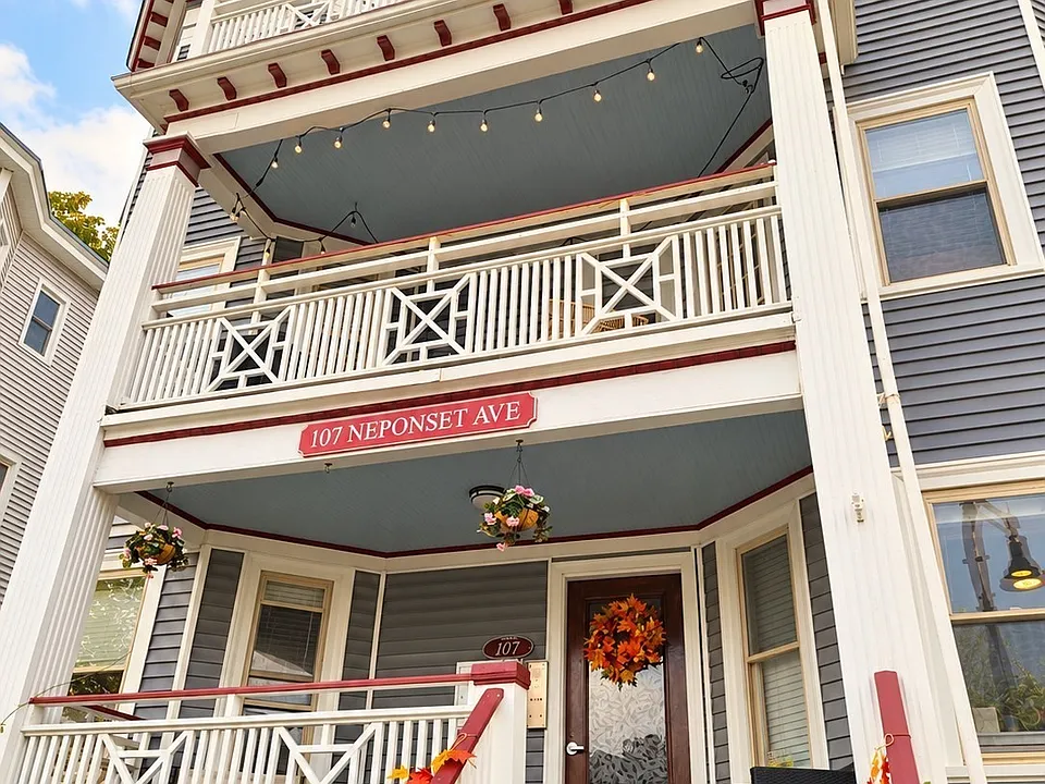 107 Neponset Ave #PENTHOUSE