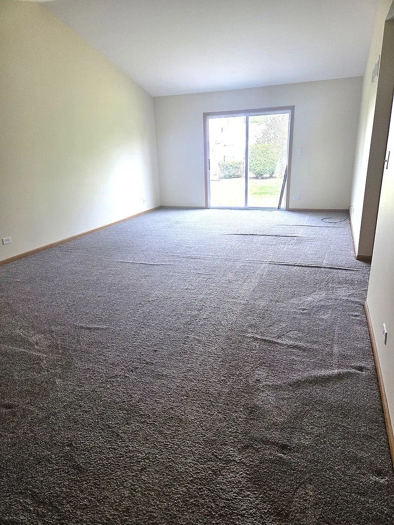 2 bed, 1060 sqft, $1,900 — Photo 4