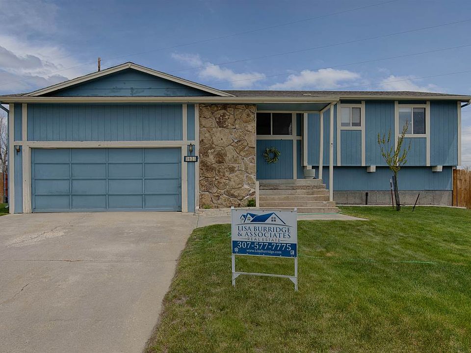 1st image of 3025 Cabin Creek Pl