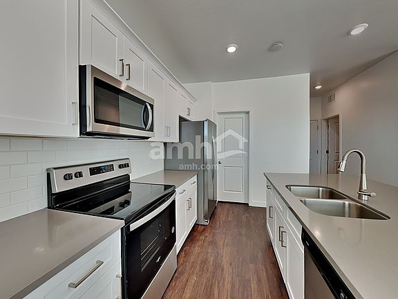 4th image of 8319 W 21st Dr