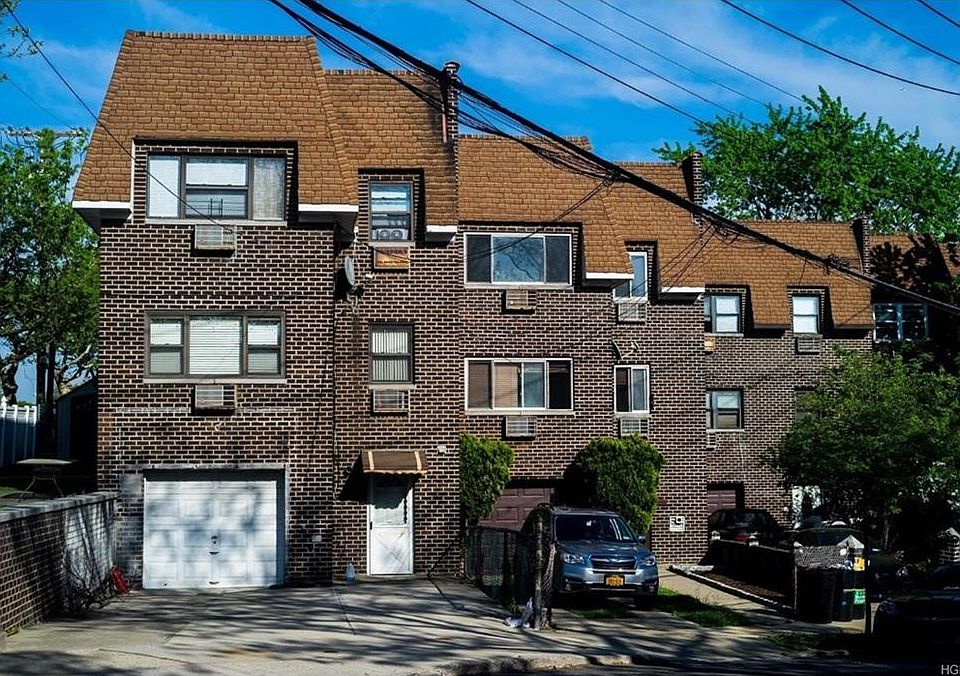 1st image of 4110 Throggs Neck Expy #Sr