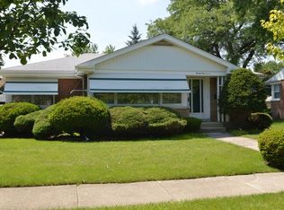 2112 Hull Ave, Westchester, IL 60154