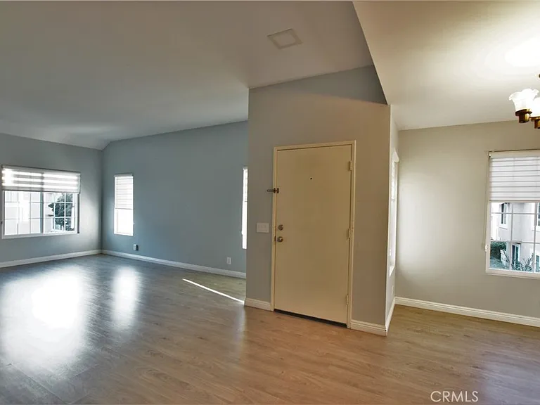 141 Greenfield — Photo 10