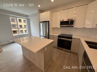 13458 95th Ave #305, Surrey, BC V3V 1N5