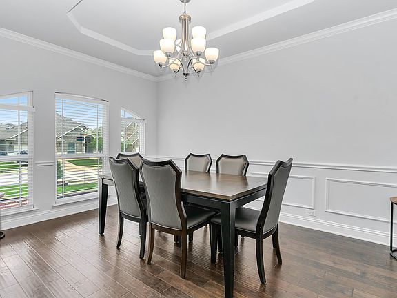2nd image of 6441 Dove Chase Ln