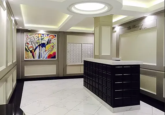 Rented by Douglas Elliman | media 15