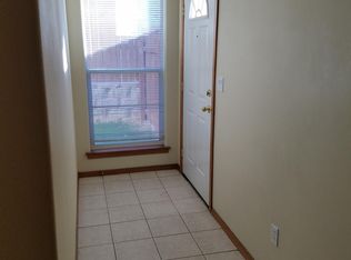 1009 S Newport St #B, Kennewick, WA 99337