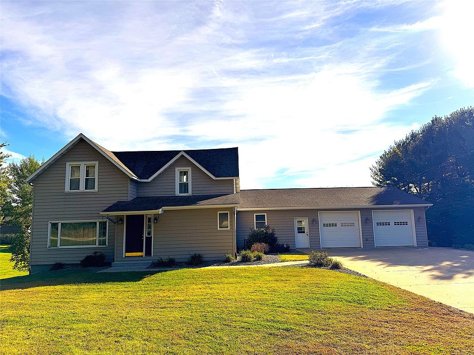 1st image of 35260 Diagonal Street