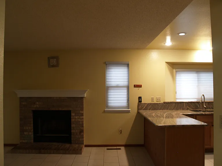 2419 S Gray Dr — Photo 56