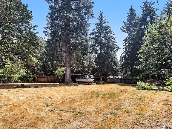 4th image of 11429 SE May Creek Dr