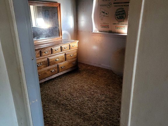 5th image of 2476 E Hillside Dr