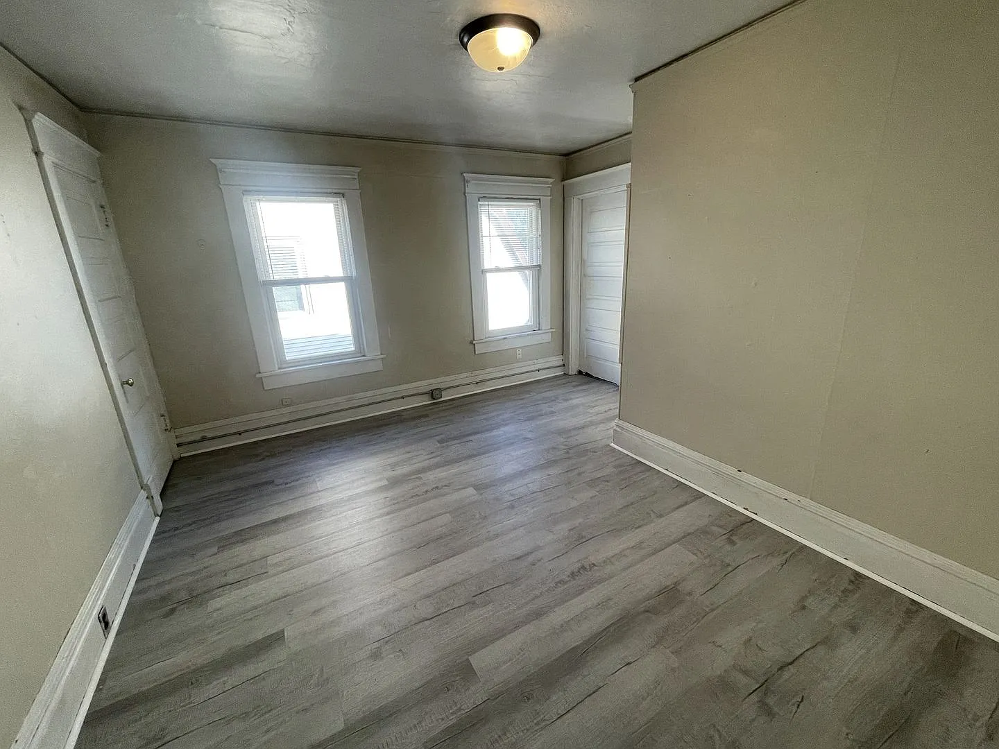 High, 509 — Photo 2