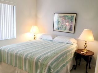 3006 Kings Lake Blvd #6, Naples, FL 34112