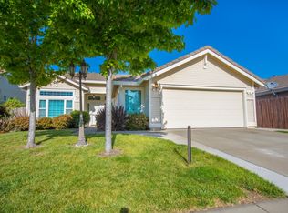 8666 Winterfest Ct, Elk Grove, CA 95624