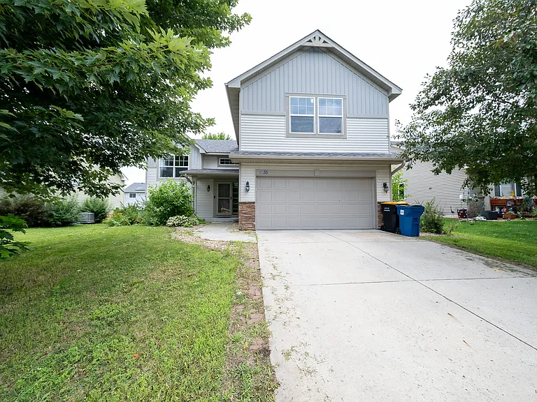 1635 Breton St — Photo 33