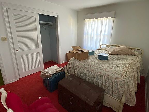 2nd BR with oversized closet