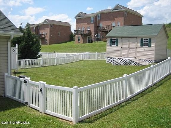 4th image of 1027 Elk Dr