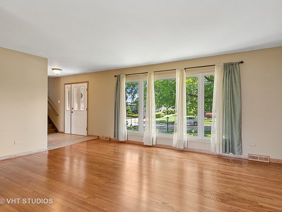 5th image of 15336 Orchard Ln