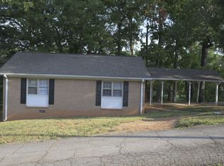 101 Homeland Rd, Pickens, SC 29671
