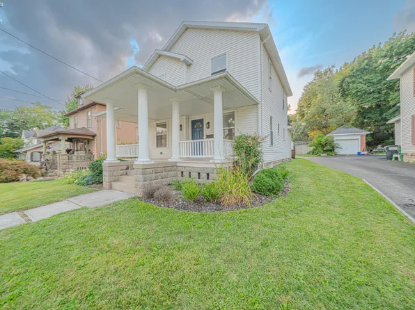 124 Attwood Ter, Bellevue, OH 44811