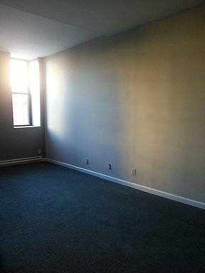 2nd image of 285 Essex St APT 2B