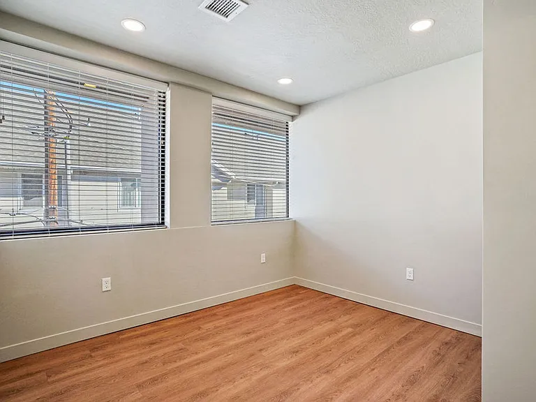 Parkview Lofts — Photo 37