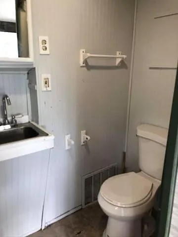 11620 Timberlane Dr #2 — Photo 5