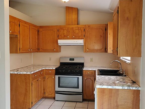 5th image of 2124 Kirby Smith Dr