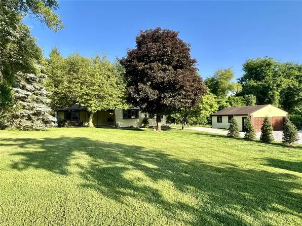 114 Birch St, Evans City, PA 16033