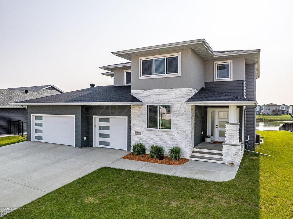 1st image of 1065 Legion Ln W