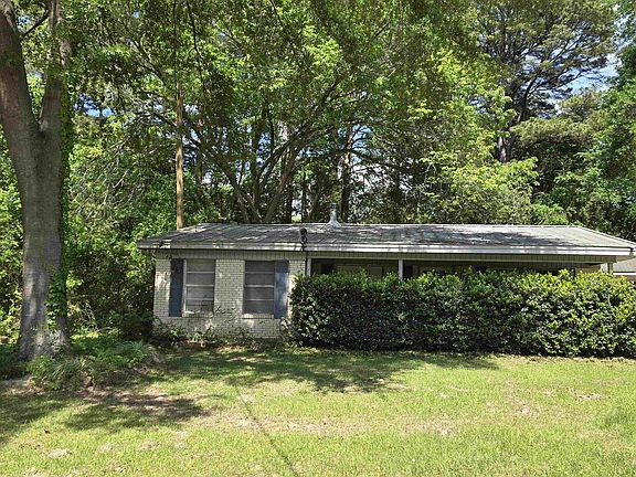 2nd image of 4520 Surratt Rd