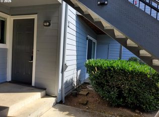 1040 Columbia Ridge Dr, Vancouver, WA 98664