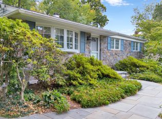 238 Tomstock Rd, Norristown, PA 19403