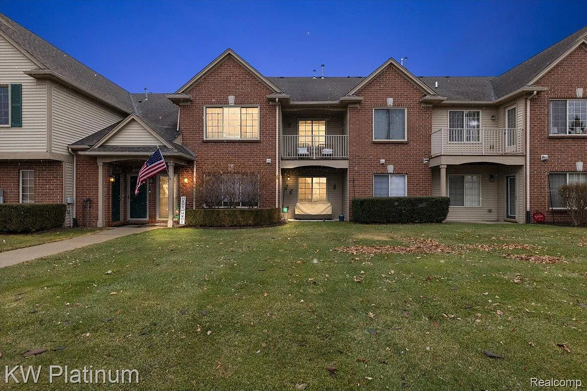 45519 Hidden View Ct photo 1