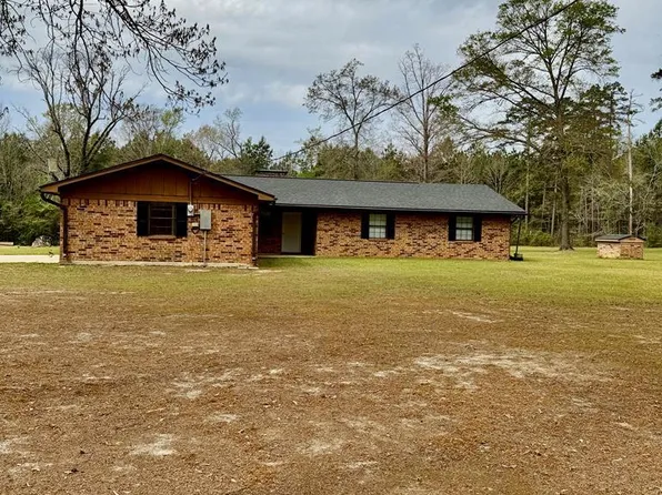 138 County Road 4232, Atlanta, TX 75551