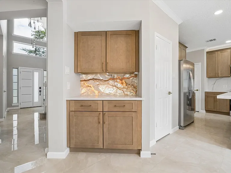 1306 Hunter Wood Dr — Photo 17