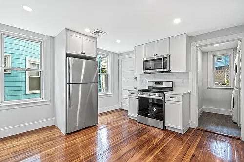 79 Pleasant St #1 Photo 1