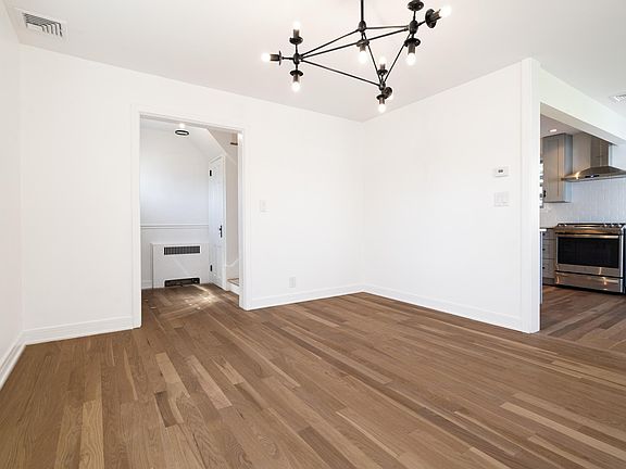 3rd image of 86 Rockland Ave
